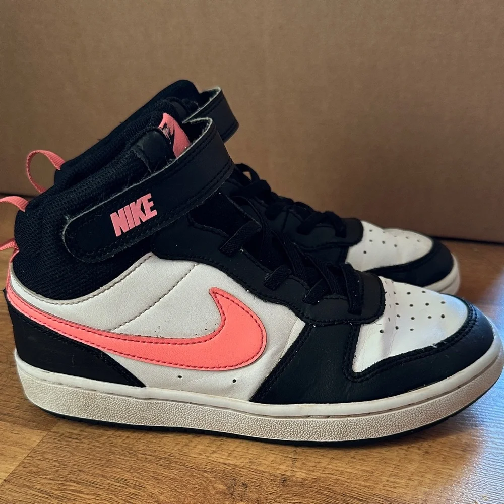 Nike Kids High-Top Sneakers in Black, White & Coral Pink - Picture 4 of 8
